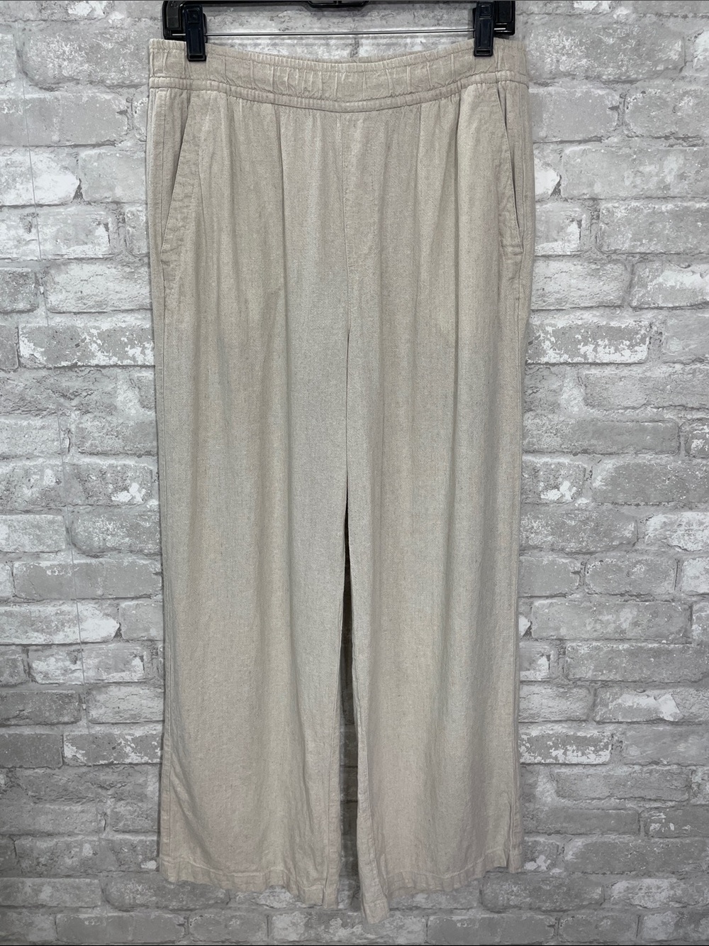 Old Navy High Rise Wide-Leg Linen Pull-On Pants in Light Beige